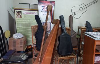 Miembros de la comisión avanzan en la recuperación del Centro de Educación Creativa, que reabre sus espacios tras cinco años de cierre en San Juan Bautista.