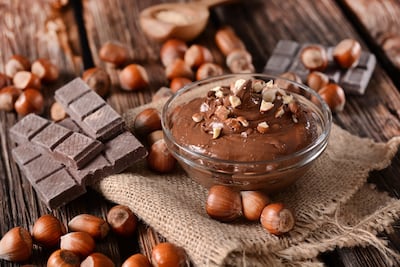 Crema untable de maní y chocolate.