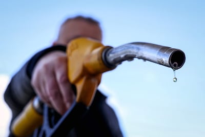 Progresos en las conversaciones Irán-EE.UU. hacen caer los precios del petróleo. (imagen ilustrativa)