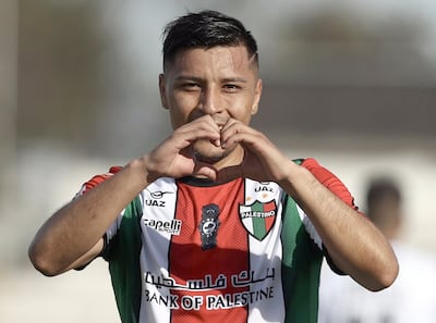 Dilan Patricio Zúñiga Espinoza (nacido el 26 de julio de 1996), es el futbolista chileno del Palestino solicitado por Pablo "Vitamina" Sánchez para fortalecer el sector izquierdo de la defensa en el segundo semestre.