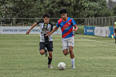 Los azulgranas derrotaron 2-0 a Tacuary en Parque Guasu