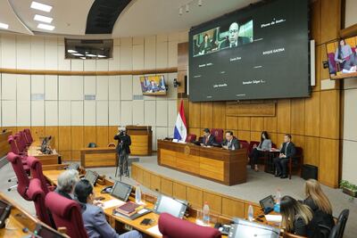Sesión de la Comisión de Asuntos Constitucionales del Senado, realizada ayer.