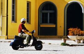 La comedia "Querido diario", de Nanni Moretti, se exhibirá hoy en el Instituto Dante Alighieri.