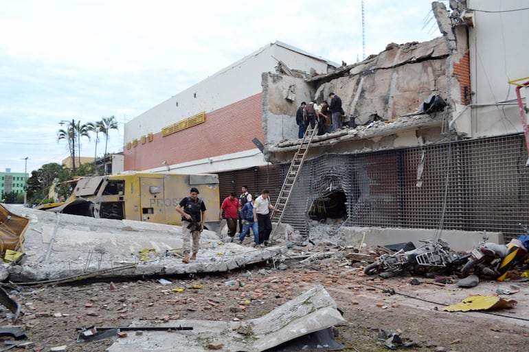 La transportadora Prosegur de Ciudad del Este, Alto Paraná, atacada el 23 de abril de 2017.