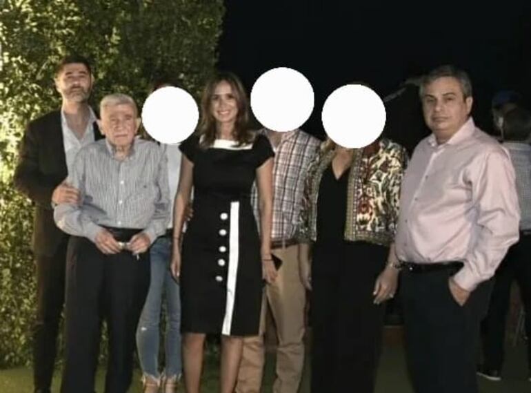 De izquierda a derecha: Elías Jure Vallejos, Jorge Jure Yunis, Jazmín Jure Vallejos y Jorge Jure Vallejos.