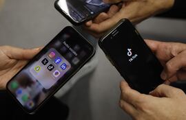 La red social TikTok ha neutralizado hasta 15 campañas digitales diferentes que buscaban influir en el discurso político de países de todo el mundo, desde Estados Unidos a Irán o Alemania, pasando por naciones latinoamericanas como Venezuela, Ecuador o Guatemala, según dijo en un informe.