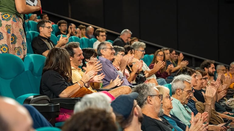 Ante una gran concurrencia, "Narciso" se presentó en Uruguay. El filme tendrá este 2 de abril otra función.