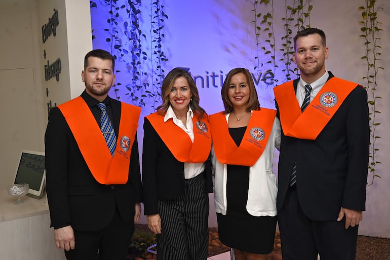 Graduados de Initiative Escuela de Negocios.