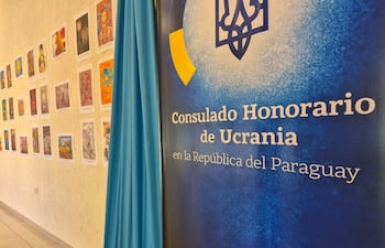 Encarnación: exposición de dibujos de niños y jóvenes ucranianos expone realidad tras cuatro años viviendo bajo bombas