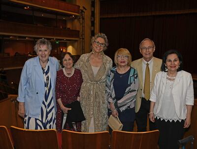René Insfrán, Tatiana Retivoff,  María Gracia Toro Retivoff, Miryam de Stanichevsky, Miguel Stanichevsky y Perla Bonnin.