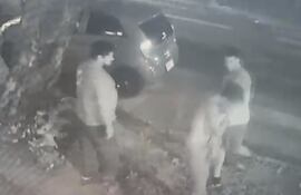 Imagen de circuito cerrado durante la agresión a conductor de Bolt.