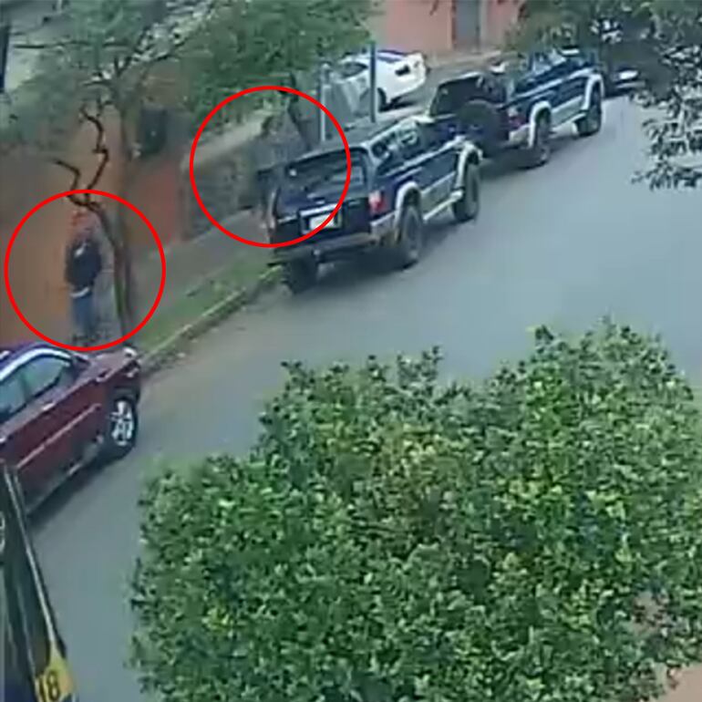 La víctima aparece con un bolso supuestamente para encontrarse con un socio.