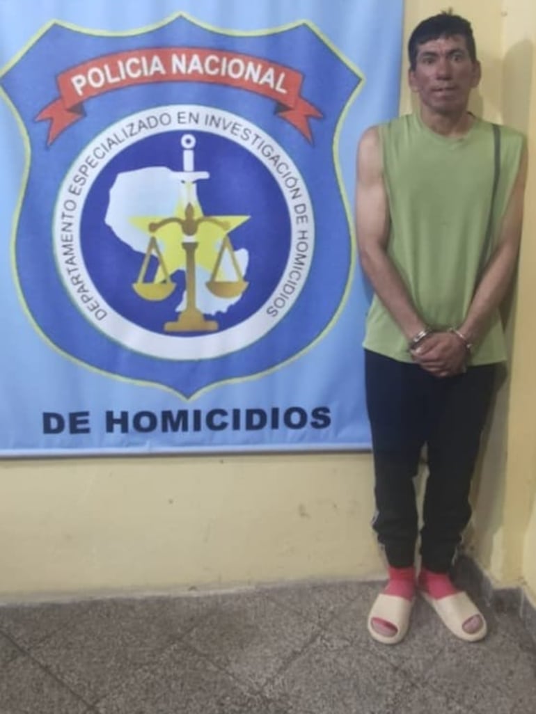 Julio César Morales, alías Julio Bala, dicen que el guardó el arma que tenía la víctima.