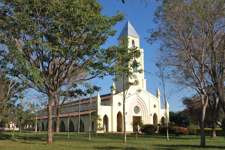 En el predio de la iglesia San Lorenzo Mártir se realizarán el almuerzo de confraternidad y la feria de gastronomía paraguaya, como parte de las actividades previstas por las fiestas patronales de Quiindy.