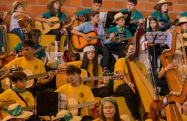 Guitarristas se preparan para el evento que se desarrollará este fin de semana.