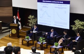Rodrigo Valdés, director del Hemisferio Occidental para el Fondo Monetario Internacional presentó en nuestro país el informe de Perspectivas Económicas para América Latina (REO) en el BCP