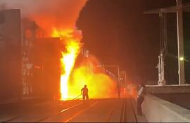 Incendio en Unidad Generadora U12 de la Central Hidroeléctrica Yacyretá 28 de marzo de 2025.