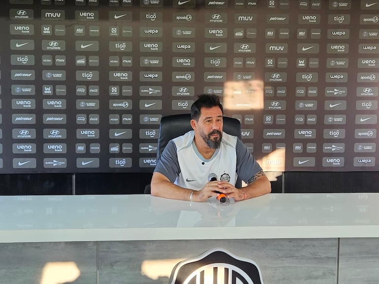 “Vitamina” Sánchez palpita el Clásico: “Entiendo que Olimpia sabe jugar este tipo de partidos”