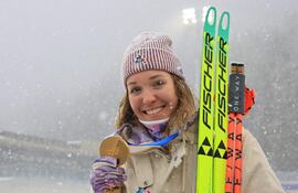 La francesa Océane Michelon se impuso este sábado en la prueba de biatlón de 12,5 kilómetros de salida en masa de los Juegos Olímpicos de Milano-Cortina d’Ampezzo (Italia).