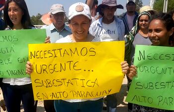 Estos mismos pobladores de Toro Pampa, cuando se manifestaban el año pasado, por el servicio deficiente de la Ande, en la zona.