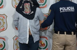 Detienen a hombre que se hacía pasar por dueño de inmuebles y los vendía con documentos falsos.