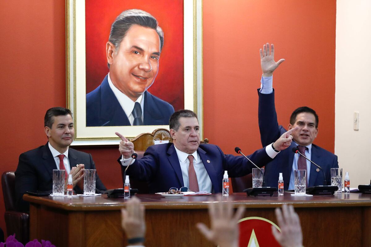 ¿Quiebre entre Peña y Cartes? Esto dice el ministro Baruja