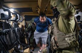Fito', la persona más buscada de Ecuador, fue recapturado casi año y medio después de fugarse de la cárcel, a donde volvió a la espera que ser probablemente extraditado a Estados Unidos para ser juzgado por siete cargos en su contra.