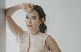 Lali González conquistó el cine, teatro y la televisión con su talento y carisma inigualables.