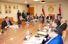 Reunión de Lideres de Bancadas en Mesa Directiva con el Ministro de Vivienda y Urbanismo Juan Carlos Baruja