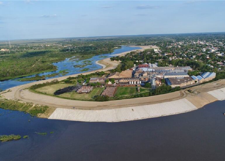 El factor determinante para el despegue económico de Pilar es la inversión en infraestructura, que superaría fácilmente los US$ 200 millones a nivel departamental y busca eliminar los riesgos históricos.