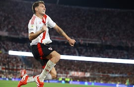 Facundo Colidio abrió el marcador a favor de River Plate para el triunfo por 2-0 sobre Racing.