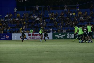 En el primer partido de la fecha, Trinidense venció a Luqueño