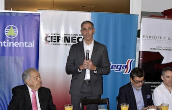 El ministro del MIC, Marco Riquelme, participó recientemente del encuentro de trabajo con empresarios de diferentes sectores.