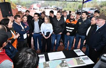 El presidente de la república visitó la zona de obra en Alto Paraná.