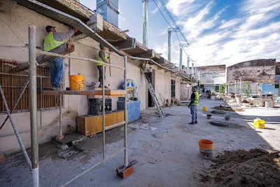 Los obreros trabajan en casi todos los sectores del Centro Nacional de Prevenidos.
