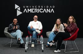 Un panel de expertos en creación de contenido presentó el cierre del concurso “Influencer UA”.