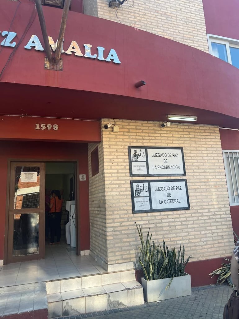 Fachada del Juzgado de Paz de La Encarnación, ubicado en Asunción.