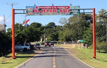 Entrada al distrito de Cecilio Báez, donde ocurrió la caída mortal del niño de 8 años.