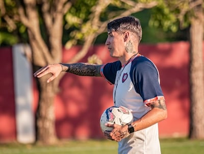 El entrenador Nelson David Cabrera Báez (43 años) dirigirá el partido de este jueves a Cerro Porteño contra Resistencia, a la espera de la asunción del orientador argentino Gustavo Costas.