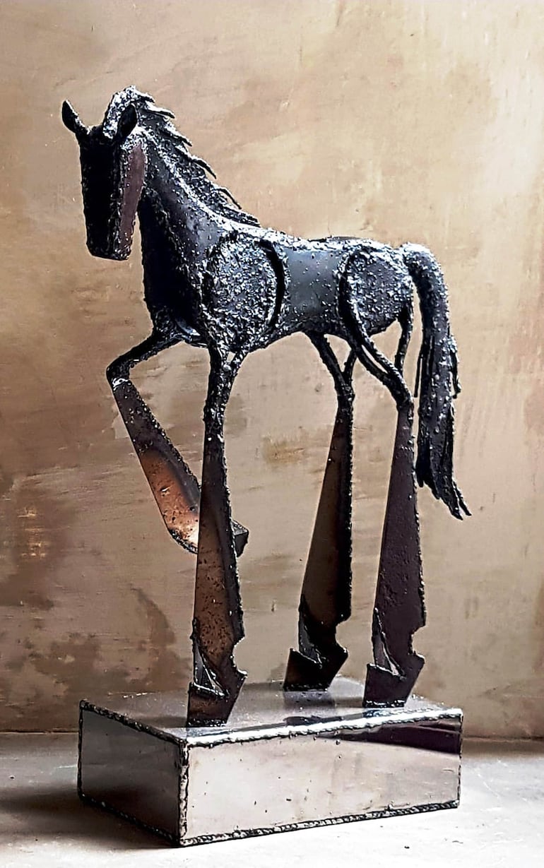 Escultura ecuestre de Juan Pablo Pistilli
