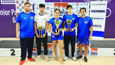 Walter Eisenkolbl, entrenador del SyC, Bruno Heinichen, Nicole Rautenberg, Santiago Codas y Sergio Yaka Cabrera Director del SyC.