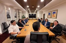 Según la presidencia, el decreto "fortalece la protección del derecho de autor".