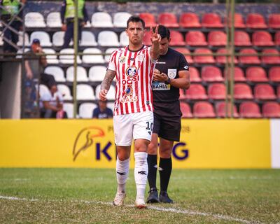 Juan José Heinze festeja el gol de apertura a favor del "Rayadito". (Foto: Sportivo San Lorenzo)
