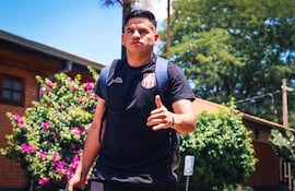 Teodoro Sebastián Arce Villaverde (21/01/2000), estelar atacante del General Caballero de Juan León Mallorquín, con el que tiene contrato hasta el 31 del presente mes.