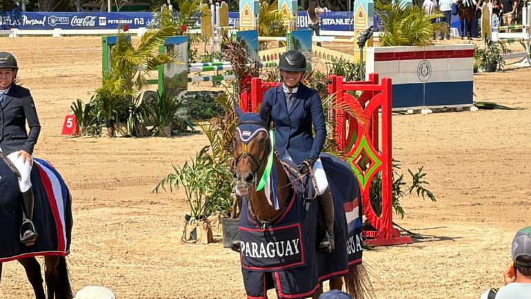 Constanza Codas con Just in Case fue una de las reinas del FEI Jumping
Americas consagrándose campeona en el último día de competencia