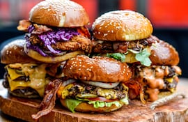 Diferentes estilos de hamburguesas.