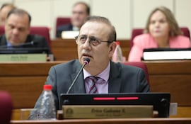 Erico galeano. foto de prensa del Senado 2 de octubre 2024