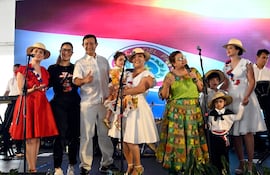 El grupo Las Paraguayas durante el festejo de los 28 años de Tupi.