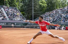 El serbio Novak Djokovic avanzó este viernes a la final del ATP 250 de Ginebra, donde medirá por el título al polaco Hubert Hurkacz.