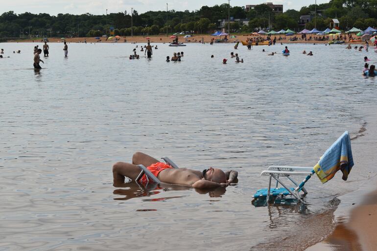 Playa Mboika'e de Encarnación